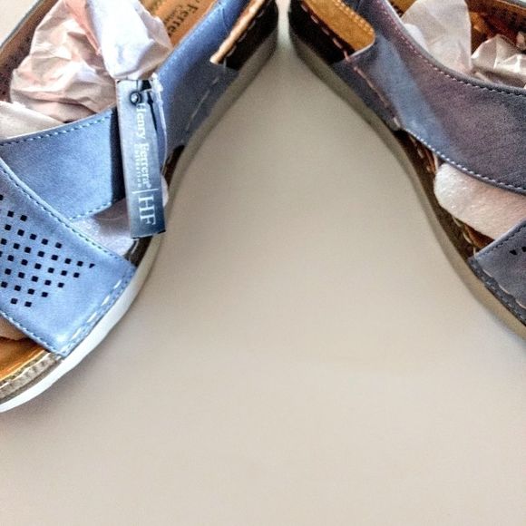 Henry Ferrera Women's Light Blue Sandals Size 9 - Picture 4 of 8